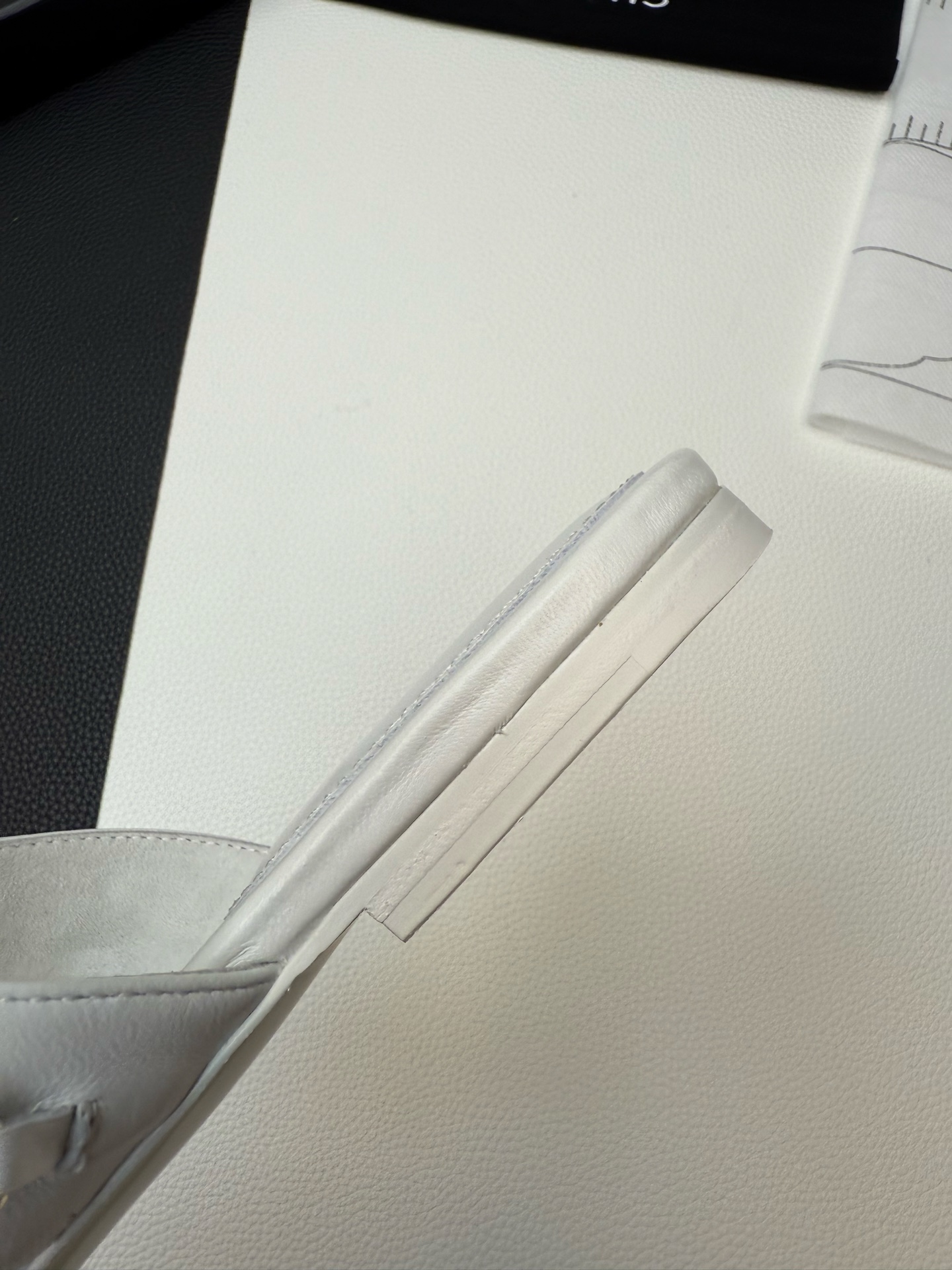 NO:390183,More details, split-toe shoes19860909更多细节,分趾鞋,Women's Shoes