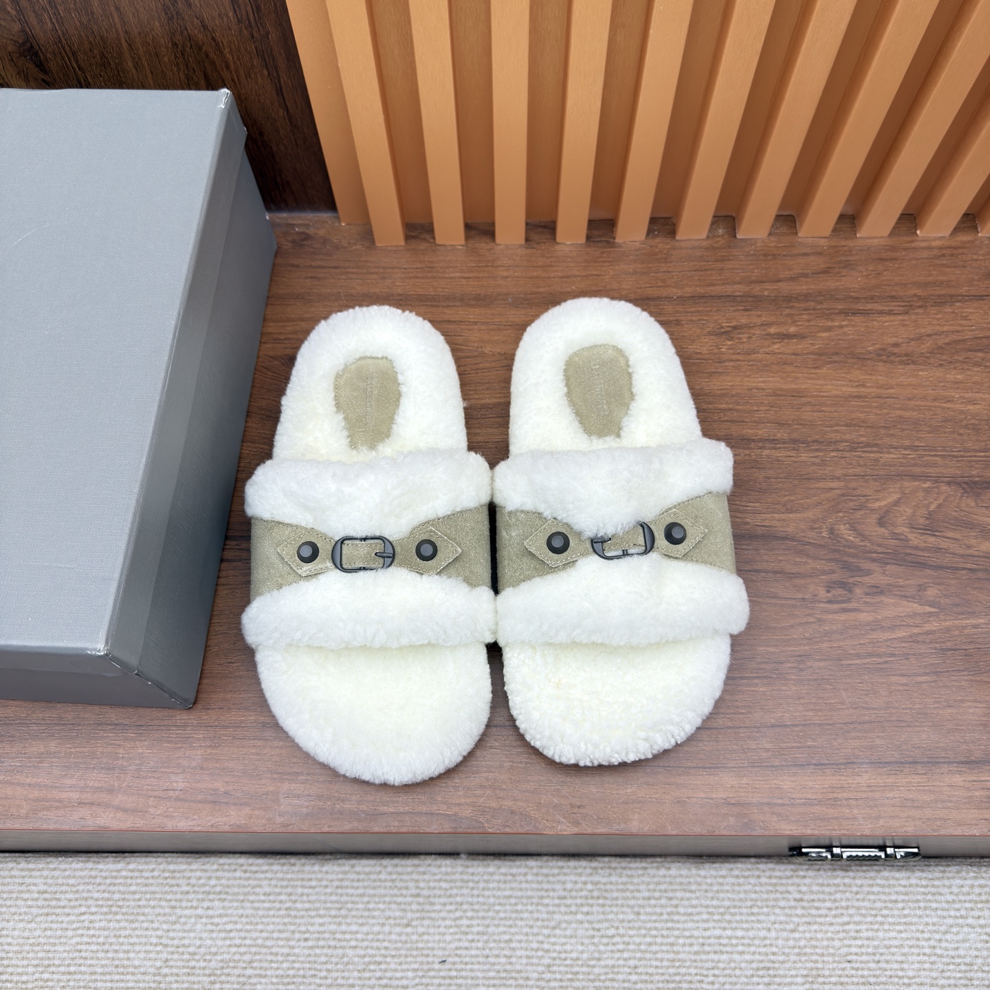 NO:612195,gray, furry shoes, slippers, slippers19860909灰色,毛毛鞋拖鞋,slippers,Women's Shoes