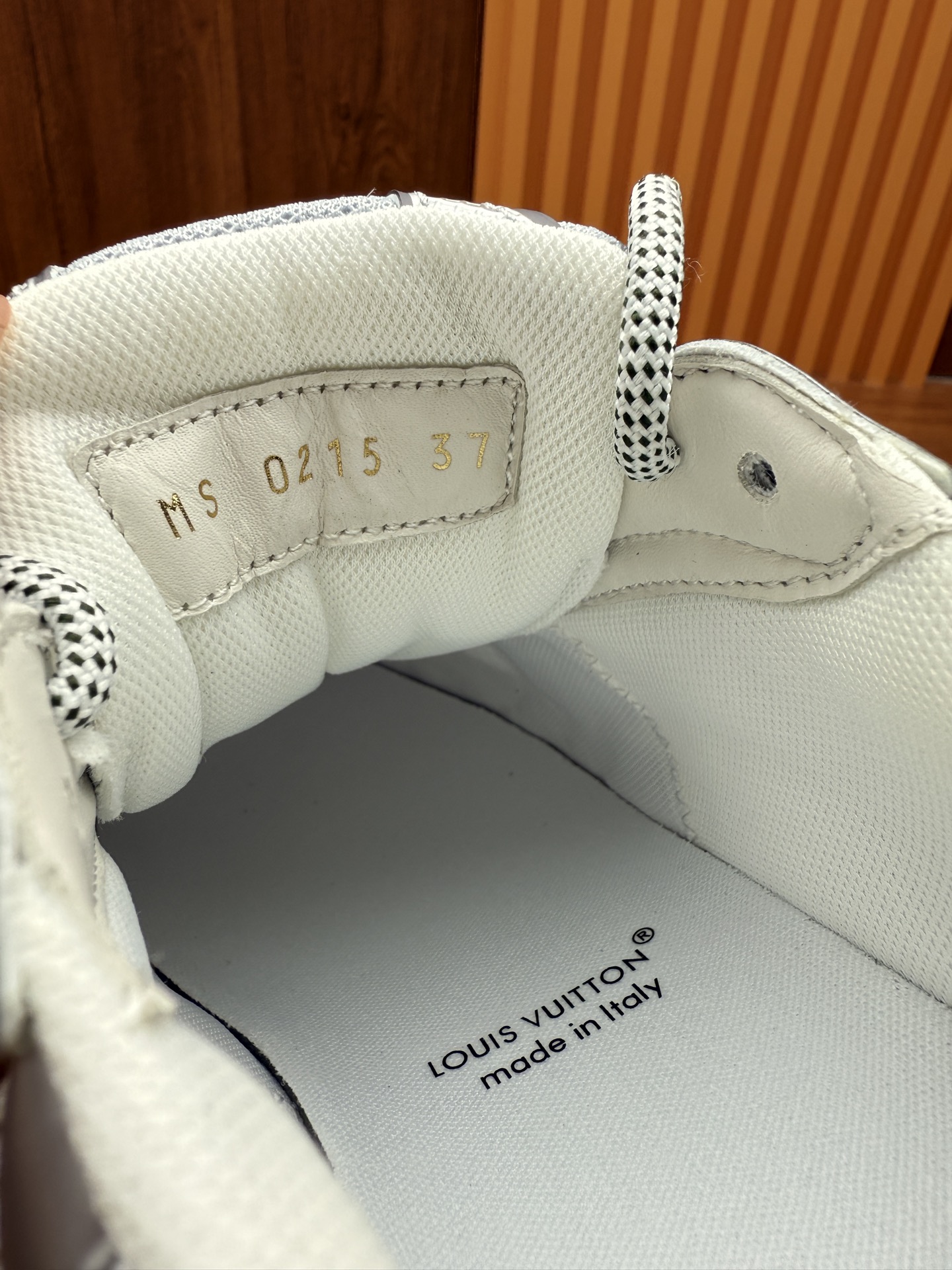 NO:646163,More details,casual shoes/sneakers,sneakers19860909更多细节,休闲鞋/运动鞋,sneakers,Women's Shoes