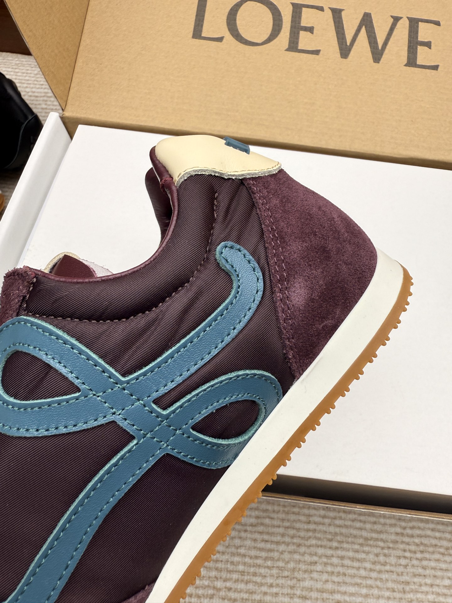 NO:630959,More details,casual shoes/sneakers,sneakers19860909更多细节,休闲鞋/运动鞋,sneakers,Women's Shoes