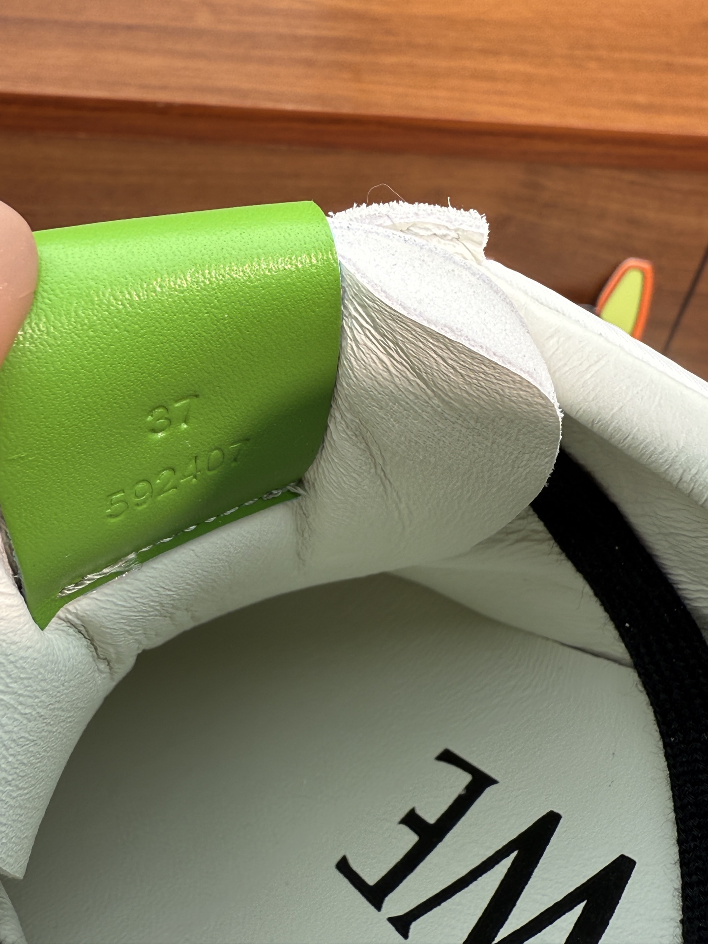 NO:630974,More details,casual shoes/sneakers,sneakers19860909更多细节,休闲鞋/运动鞋,sneakers,Women's Shoes