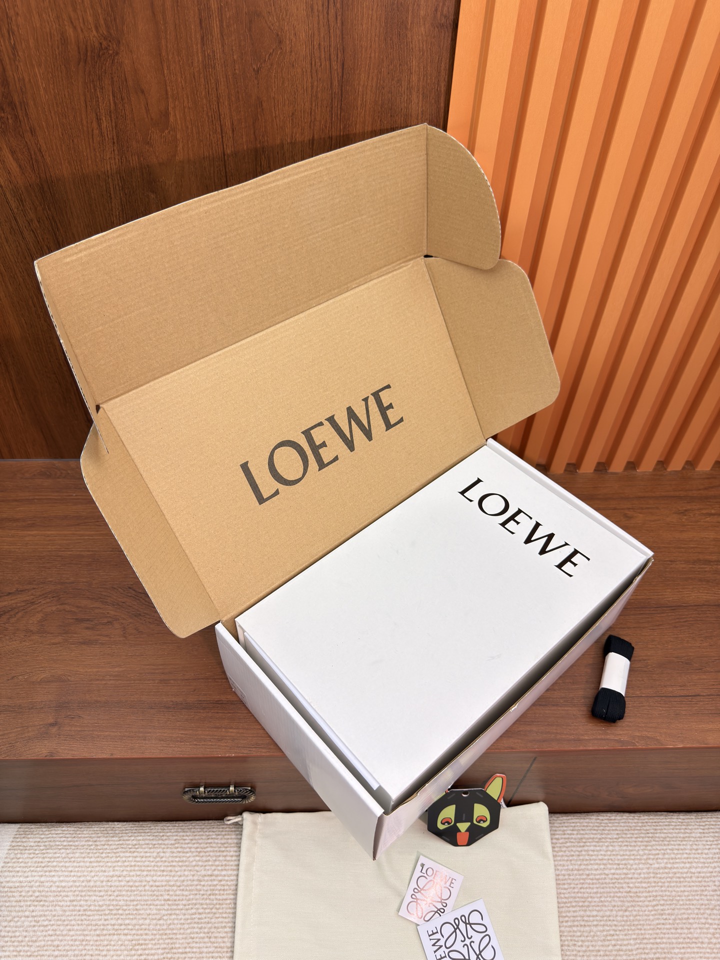 NO:630977,Full set of packaging airplane box, casual shoes/sports shoes, sneakers19860909全套包装飞机盒,休闲鞋/运动鞋,sneakers,Women's Shoes