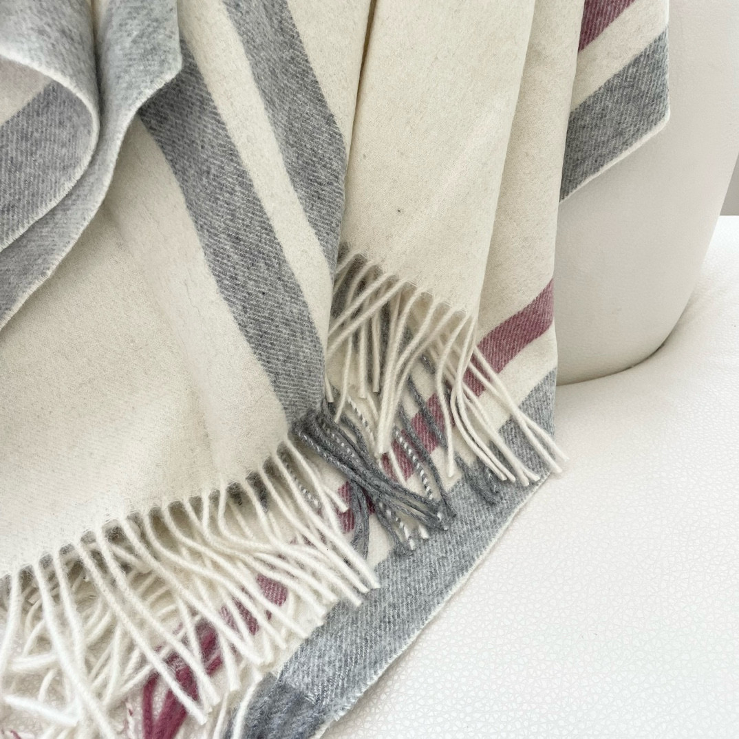Maxmara Fall/Winter Cape: Luxurious, Soft, and Warm Mother’s Price Recommended - 图片 9