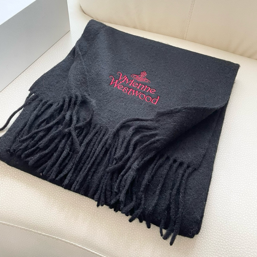 Vivienne Westwood: Popular British Fashion Brand with Punk Influence - 图片 4