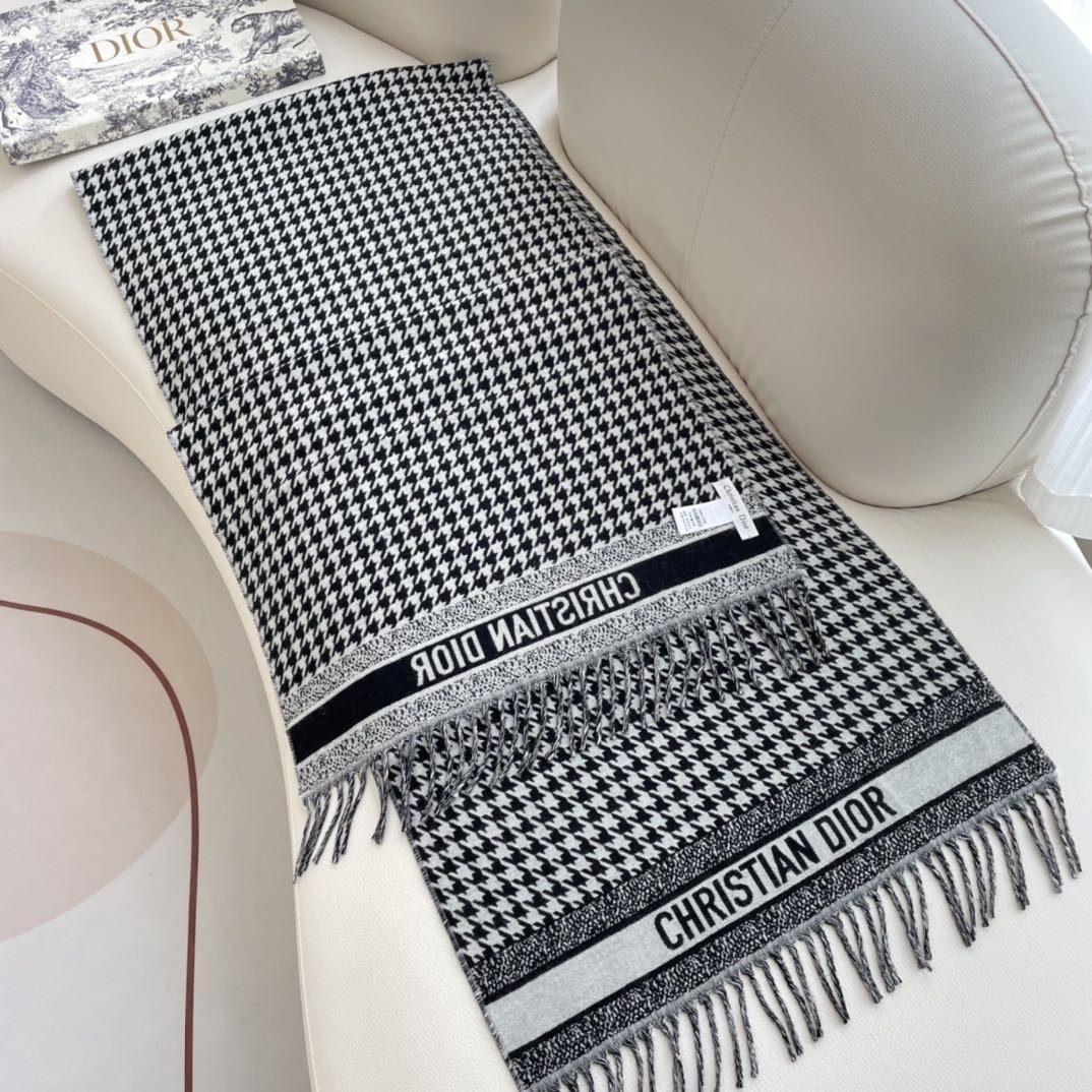 💋2025专柜最新款💨巴黎世家 火爆来袭💥🎊顶级色织工艺。此工艺只有大牌纯正代工厂才有的工艺‼️100%