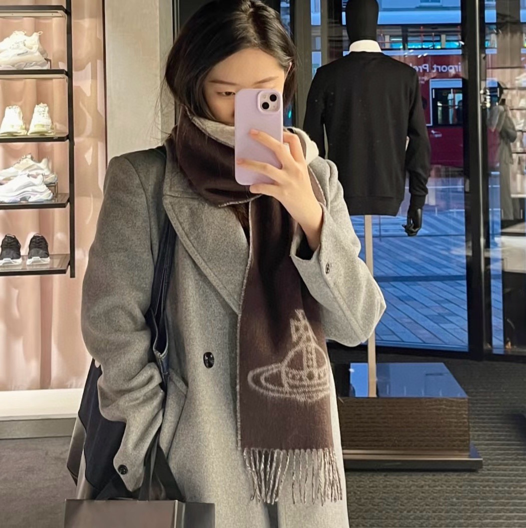 ✨✨英国朋克教母“西太后Vivienne Westwood”最爱的土星❗❗从精神上，Vivenne We