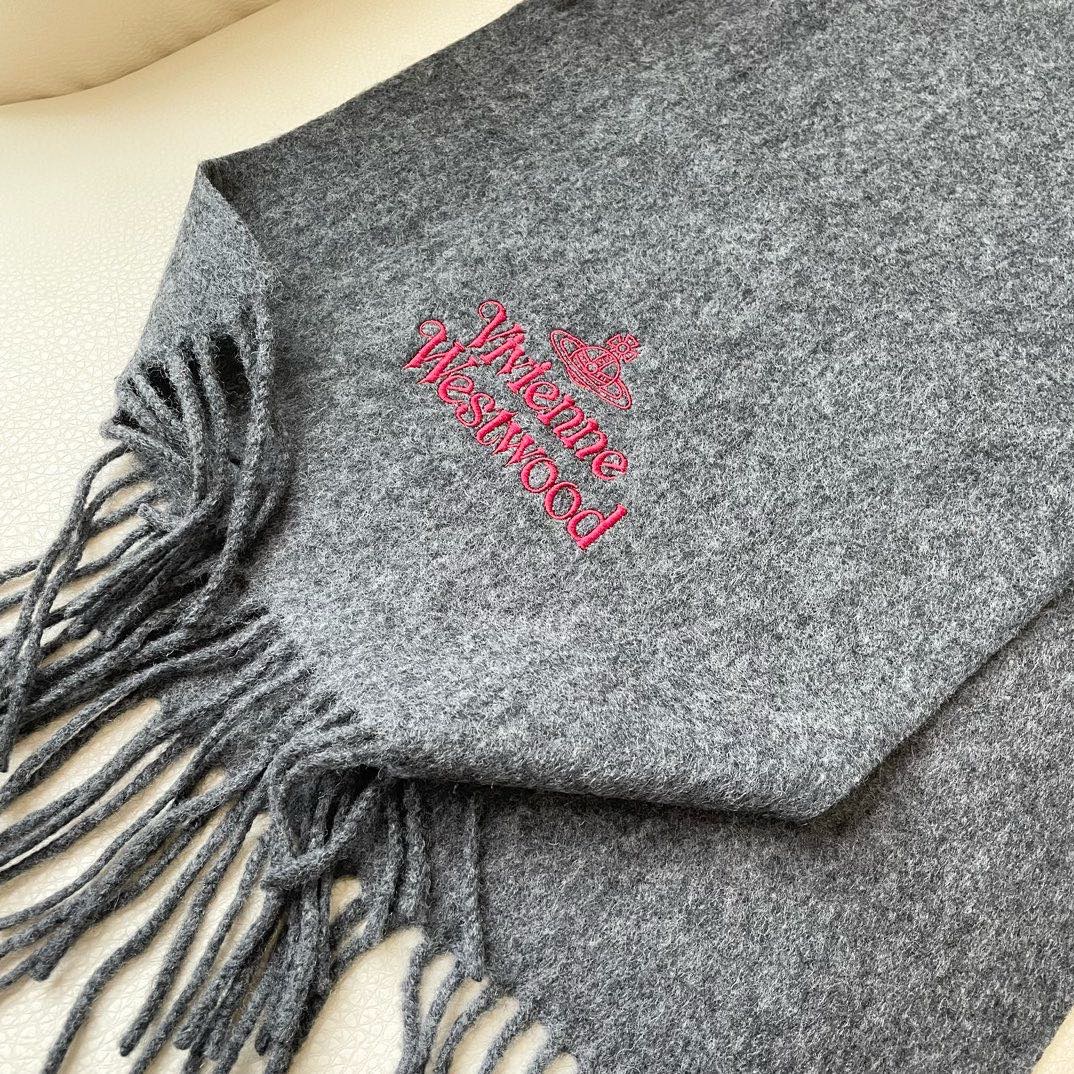 ✨✨英国朋克教母“西太后Vivienne Westwood”最爱的土星❗❗从精神上，Vivenne We