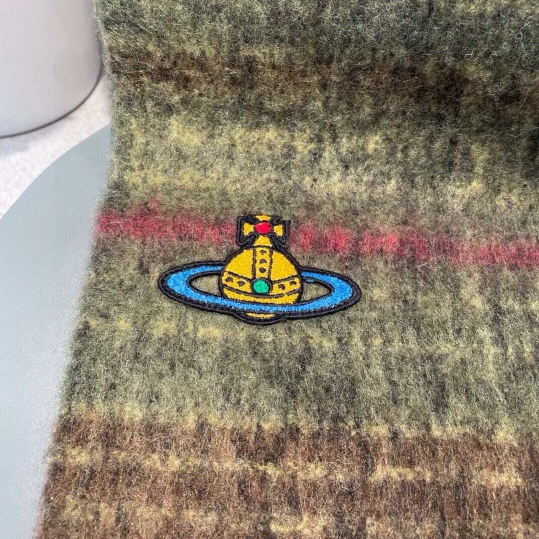   2025小红书走火爆款 𝐕𝐢𝐯𝐢𝐞𝐧𝐧𝐞 𝐖𝐞𝐬𝐭𝐰𝐨𝐨𝐝🪐✨
经典大土星马海毛围巾 vivienn