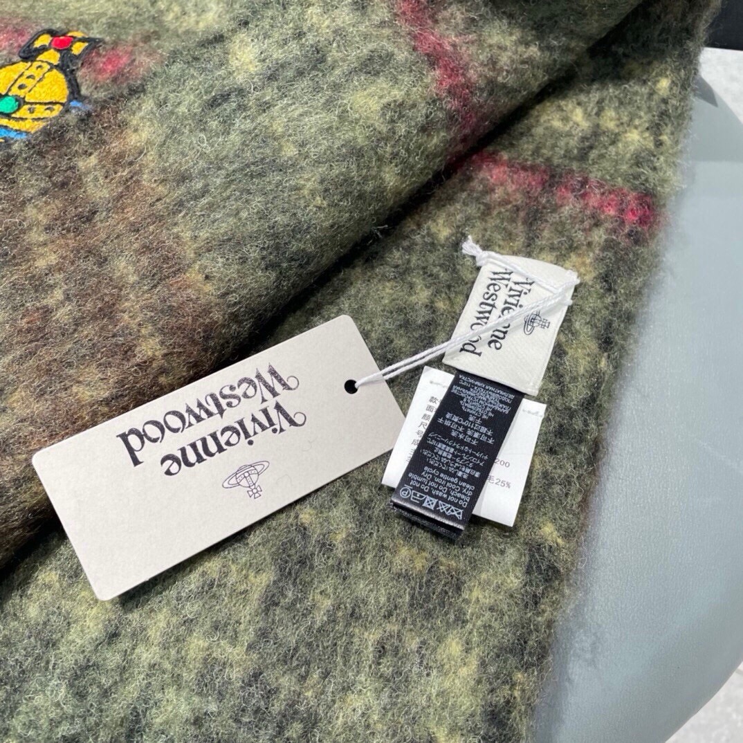   2025小红书走火爆款 𝐕𝐢𝐯𝐢𝐞𝐧𝐧𝐞 𝐖𝐞𝐬𝐭𝐰𝐨𝐨𝐝🪐✨
经典大土星马海毛围巾 vivienn