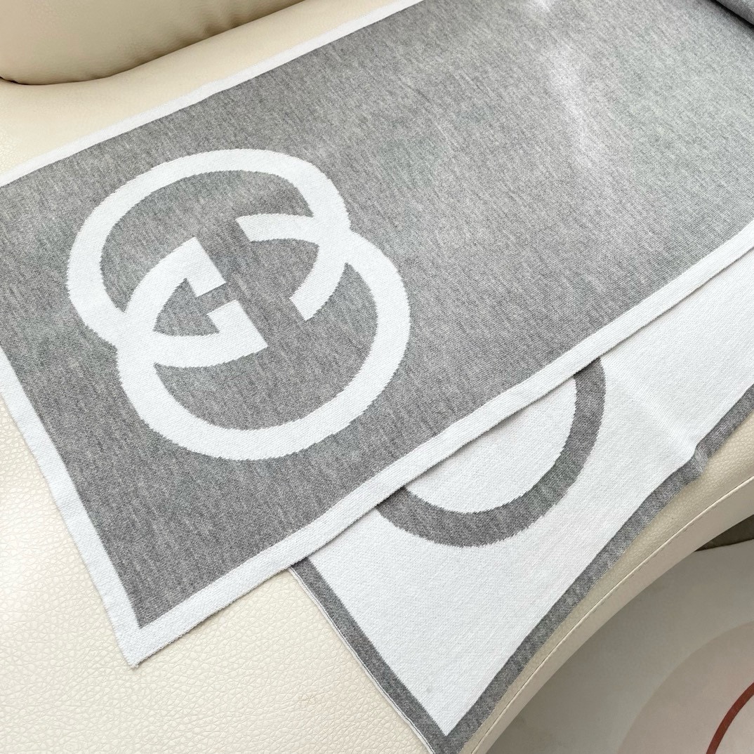 💋2025专柜最新款💨古奇火爆来袭💥🎊顶级色织工艺。此工艺只有大牌纯正代工厂才有的工艺‼️100%顶级针