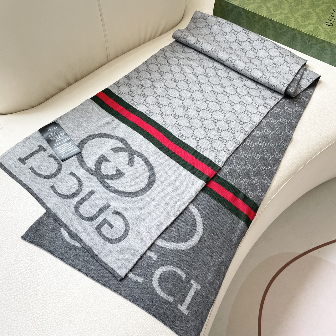 💋2025专柜最新款💨古奇火爆来袭💥🎊顶级色织工艺。此工艺只有大牌纯正代工厂才有的工艺‼️100%顶级针