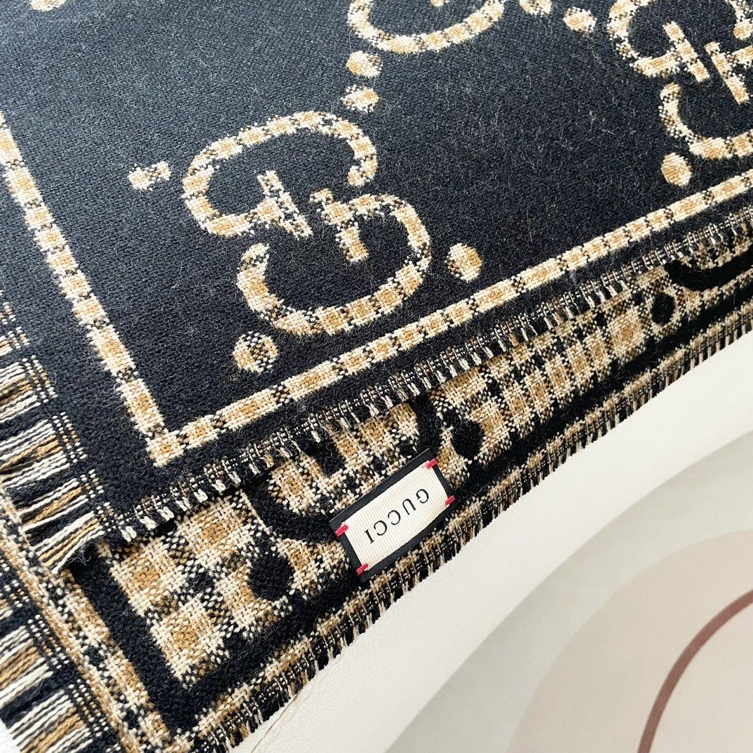   Gucci  · 古奇经典羊绒披肩围巾❗来个硬货.麻溜的安排上.纯正出口❗原订单已经交货一批，其中一