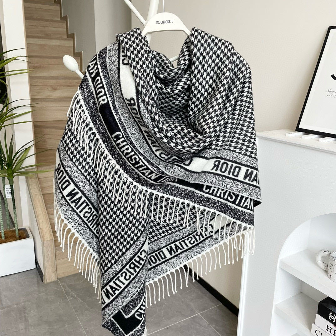 ✨国内最好NO.1❗️~即将火爆代购圈，今年大披肩真的好火爆🔥，因为实物真的很震撼，绝逼好东西👍❗️Di