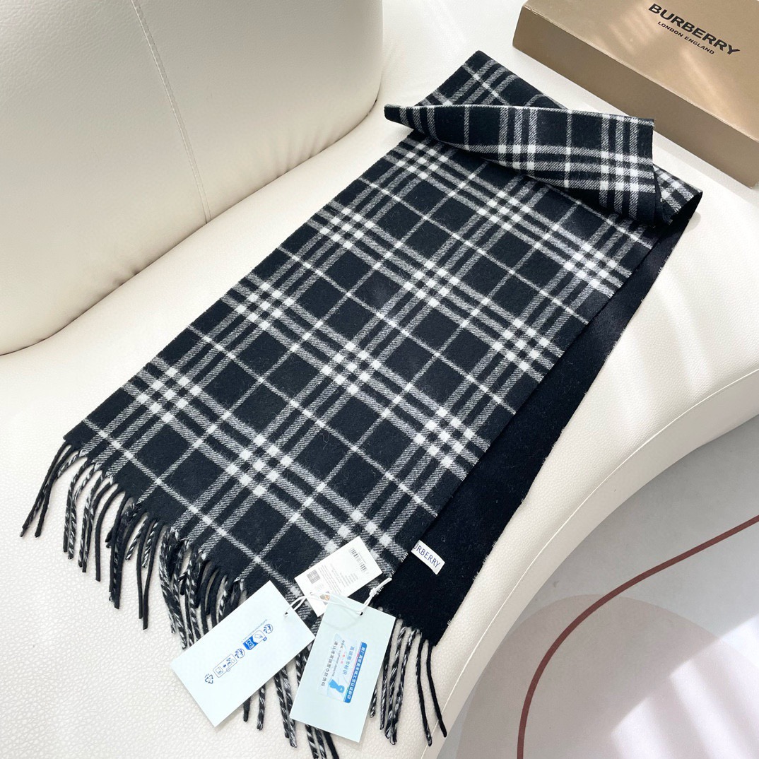 爆款上新 情侣款👍👍B家【经典战马】独家牛货🐂 奢华尽在尺寸之间，高端品质‼️具有超高羊绒品质才会被此品