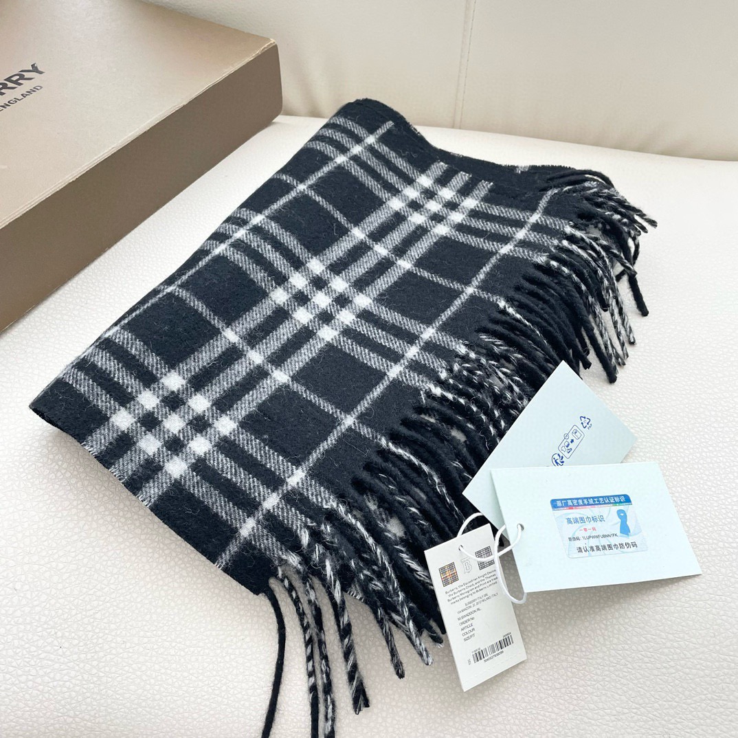 爆款上新 情侣款👍👍B家【经典战马】独家牛货🐂 奢华尽在尺寸之间，高端品质‼️具有超高羊绒品质才会被此品