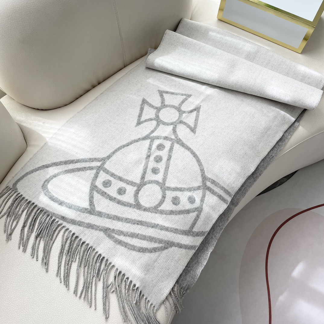 英国朋克教母“西太后Vivienne Westwood”最爱的土星❗❗从精神上，Vivenne West