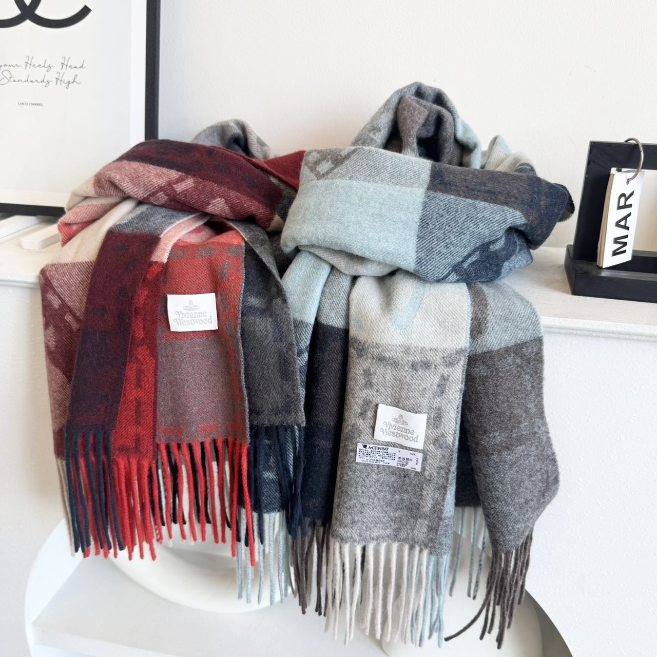 🆕𝐕𝐢𝐯𝐢𝐞𝐧𝐧𝐞 𝐖𝐞𝐬𝐭𝐰𝐨𝐨𝐝🪐✨经典大土星围巾 vivienne westwood西太后土星 英