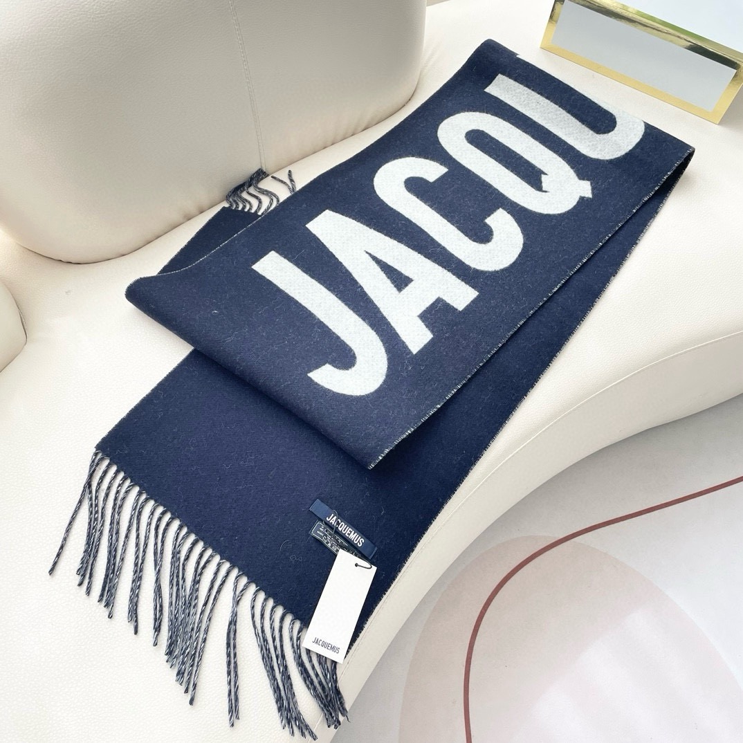 🧣JIL SANDER 围巾 温柔绽放的极简主义，从1968年起，一直坚守极简之风、性冷淡的设计:吉尔·