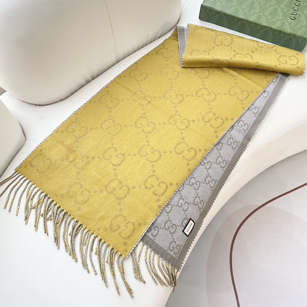 高版本 牛❗️稳稳的“高段位”！！全网最高版本❗️】时髦过冬！！Gucci秋冬新款提花双面围巾！高端奢华