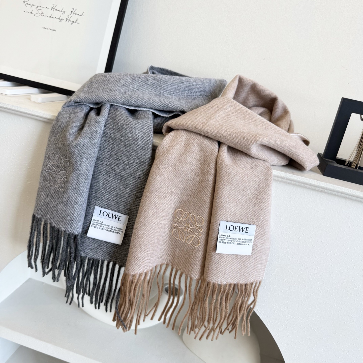 。爆款‼️顶级高尖端⚠️【LOEWE罗意威直供迪拜出口货‼️】🎀官网双面罗意威新品✨双面羊绒围巾♨️高尖
