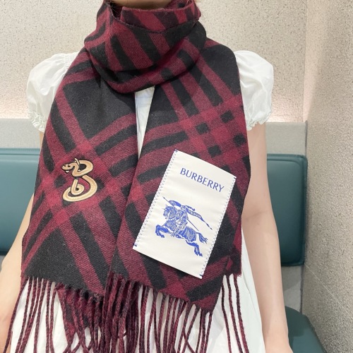 Burberry Cashmere Scarf, Classic Plaid Design, 30*168cm 1 Burberry Cashmere Scarf, Classic Plaid Design, 30*168cm