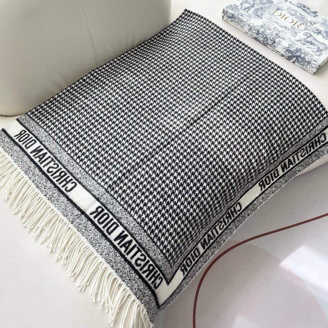 国内最好NO.1❗️~即将火爆代购圈，今年大披肩真的好火爆。，因为实物真的很震撼，绝逼好东西👍❗️Dio