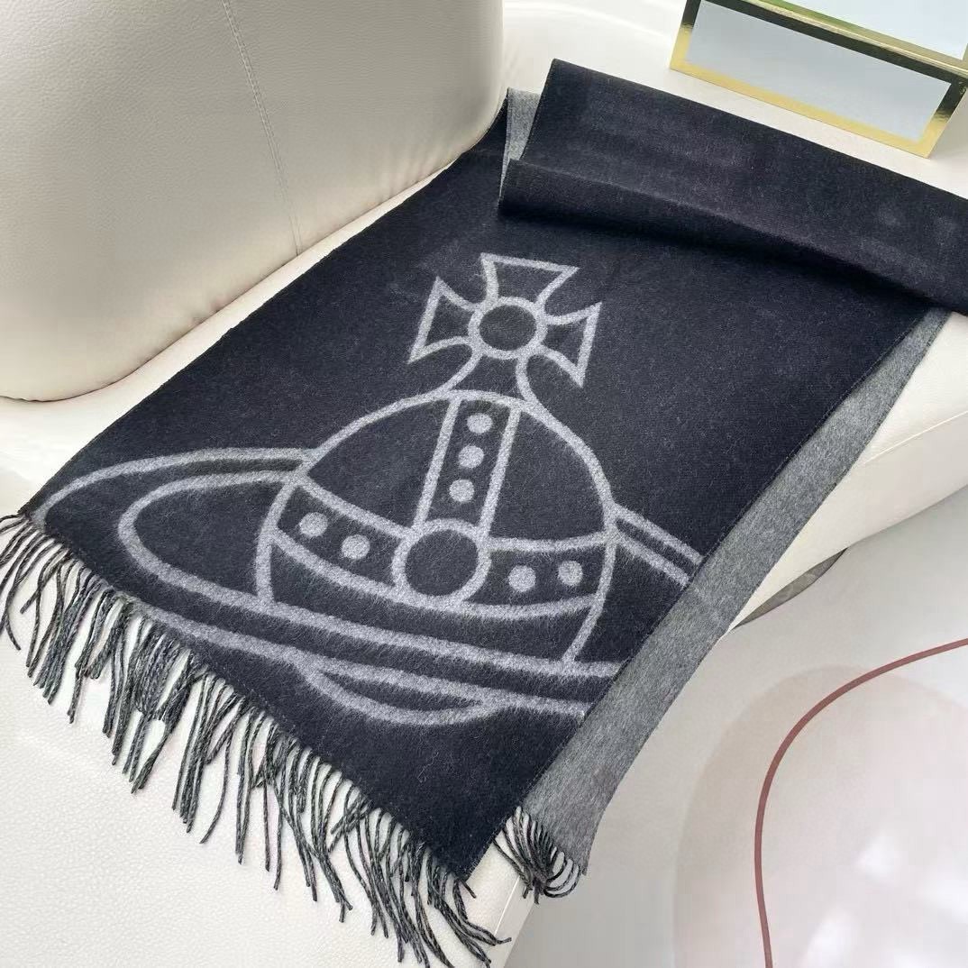 英国朋克教母“西太后Vivienne Westwood”最爱的土星❗❗从精神上，Vivenne West