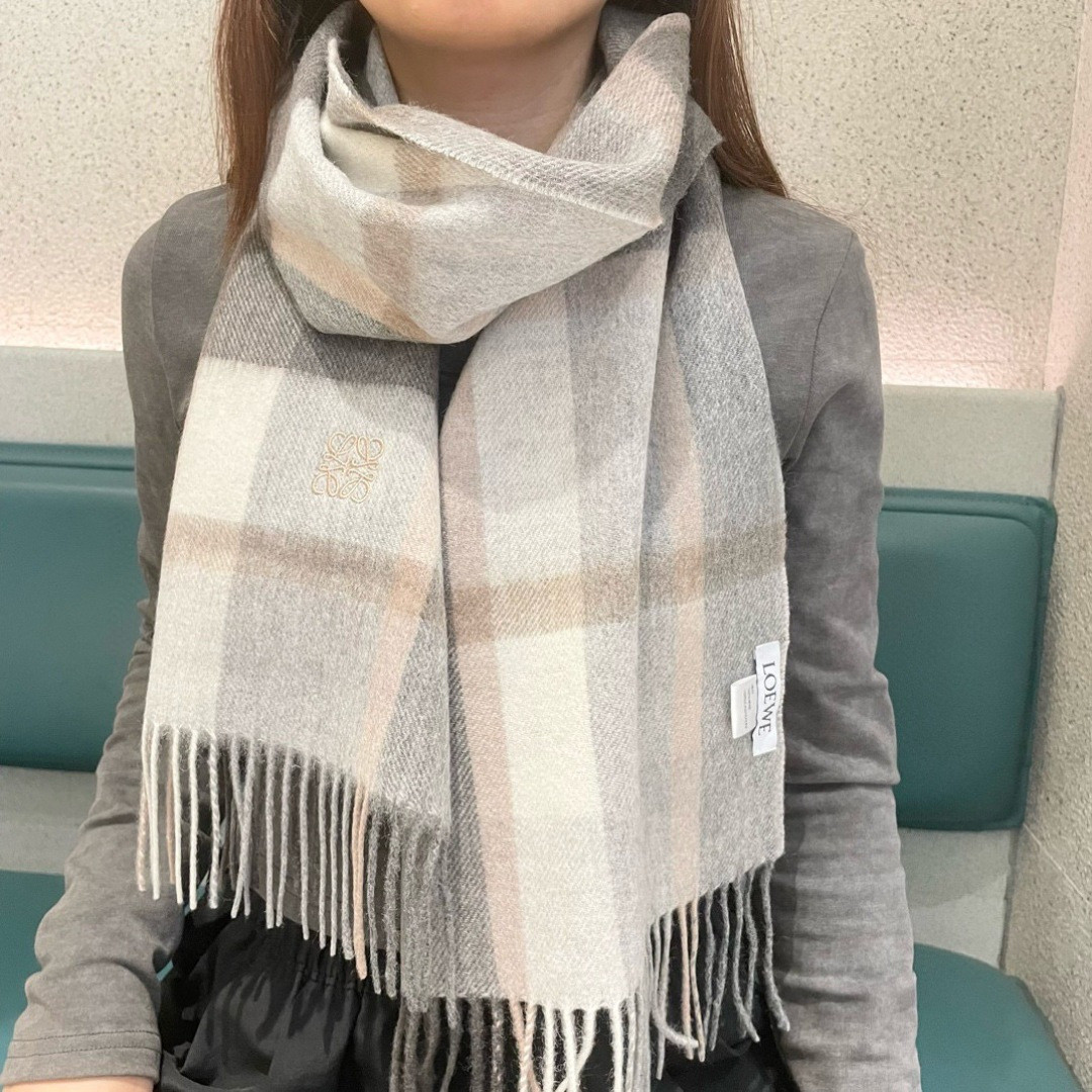 👑👑顶级原单中性款‼️罗意威 很幸運拿到這個品牌的東西,真的不多見,很少在國內做訂單,款式真的少的可怜❗️❗️❗️羅意威 👑👑顶级原单中性款‼️罗意威 很幸運拿到這個品牌的東西,真的不多見,很少在國內做訂單,款式真的少的可怜❗️❗️❗️羅意威