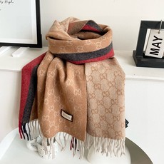Gucci · 古奇经典羊绒披肩围巾❗来个硬货.麻溜的安排上.纯正出口❗原订单已经交货一批,其中一批刚过海关,直蹦英国 Gucci · 古奇经典羊绒披肩围巾❗来个硬货.麻溜的安排上.纯正出口❗原订单已经交货一批,其中一批刚过海关,直蹦英国