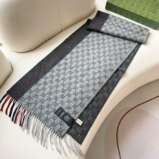 Gucci · 古奇经典羊绒披肩围巾❗来个硬货.麻溜的安排上.纯正出口❗原订单已经交货一批,其中一批刚过海关,直蹦英国 Gucci · 古奇经典羊绒披肩围巾❗来个硬货.麻溜的安排上.纯正出口❗原订单已经交货一批,其中一批刚过海关,直蹦英国