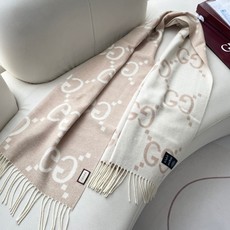 Gucci · 古奇经典羊绒披肩围巾❗来个硬货.麻溜的安排上.纯正出口❗原订单已经交货一批,其中一批刚过海关,直蹦英国 Gucci · 古奇经典羊绒披肩围巾❗来个硬货.麻溜的安排上.纯正出口❗原订单已经交货一批,其中一批刚过海关,直蹦英国