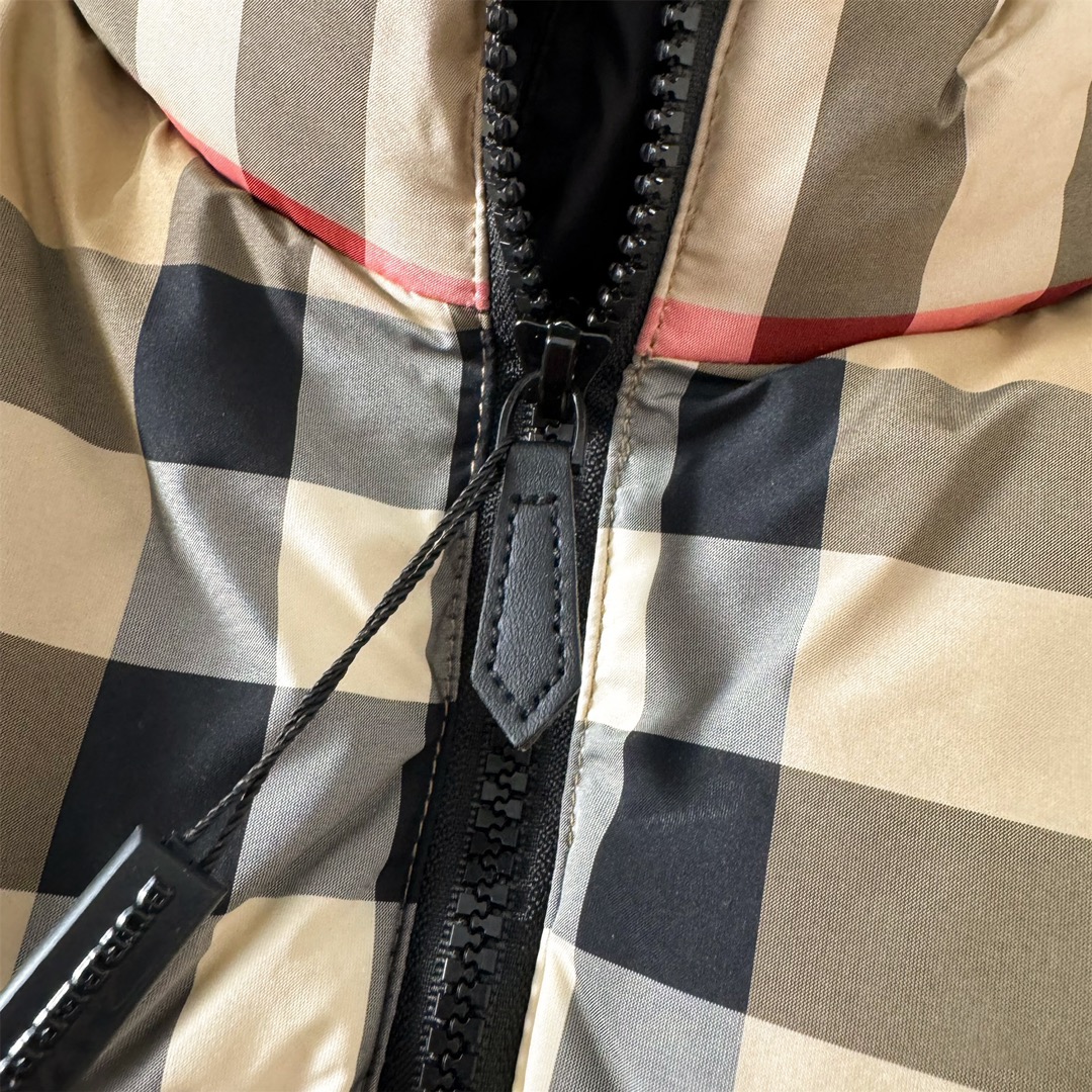 Burberry Bovenkant
 Kleding Bontmantel