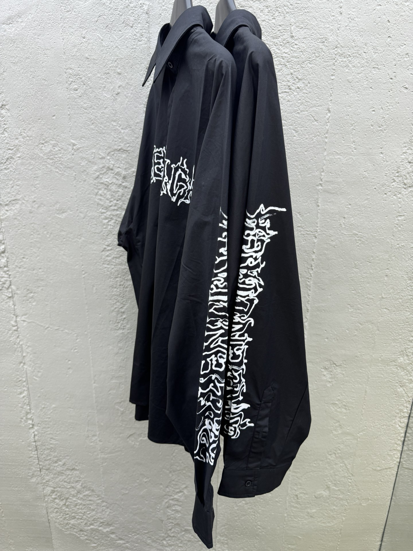 Balenciaga Sanskrit Letter Shirt - Clothes 9