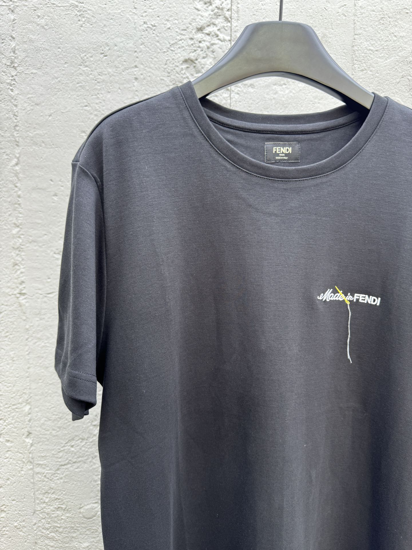 芬迪 Fendi 高级成衣风衣外套及大衣服饰 #6DBB62CC 4