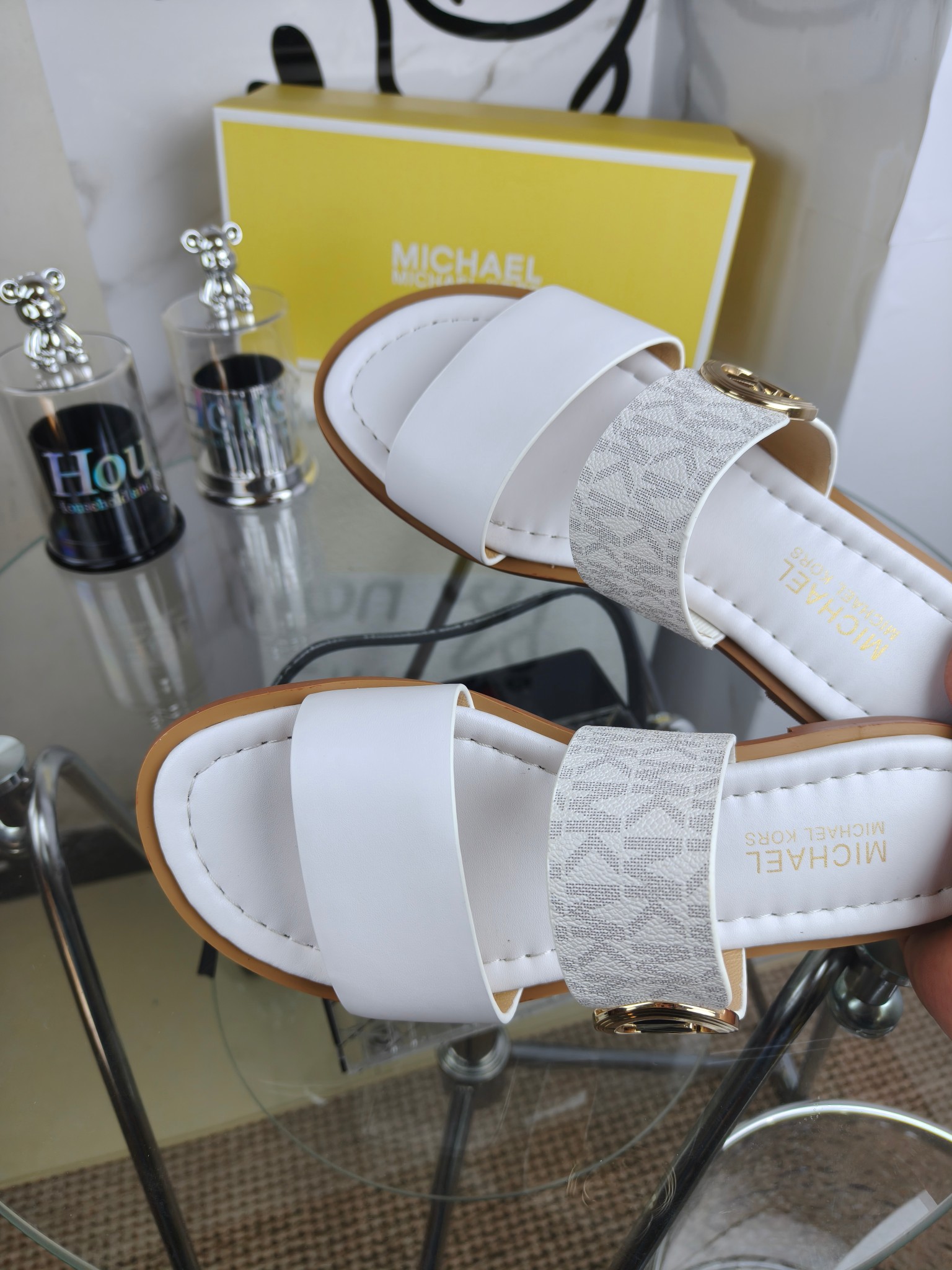 Exclusive 2025 Spring Edition Female Shoes: MK Sandals for Foreign Trade. Sizes 35, 41, 42. - 图片 4