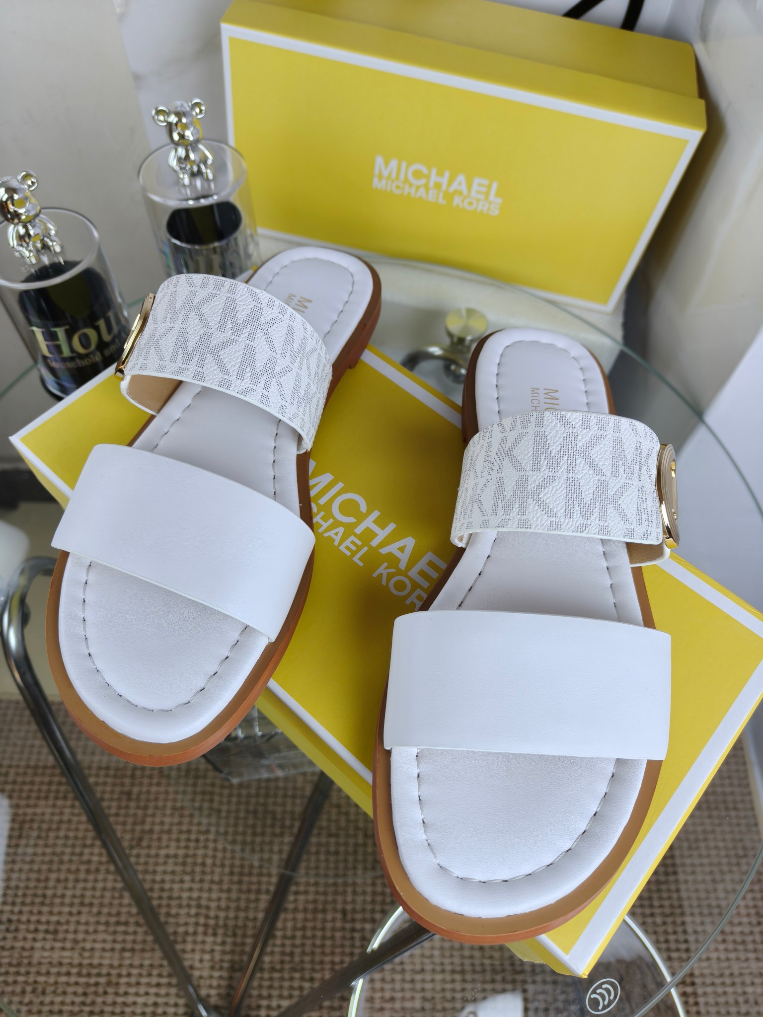 Exclusive 2025 Spring Edition Female Shoes: MK Sandals for Foreign Trade. Sizes 35, 41, 42. - 图片 8