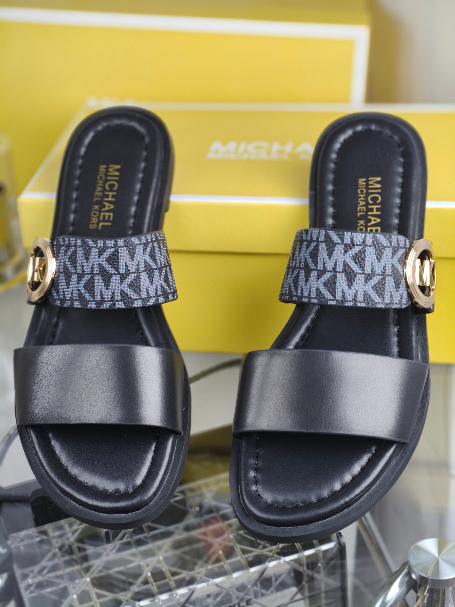 2025 Spring Edition Female Shoes: MK Sandals for Foreign Trade (Sizes 35, 41, 42) - 图片 6