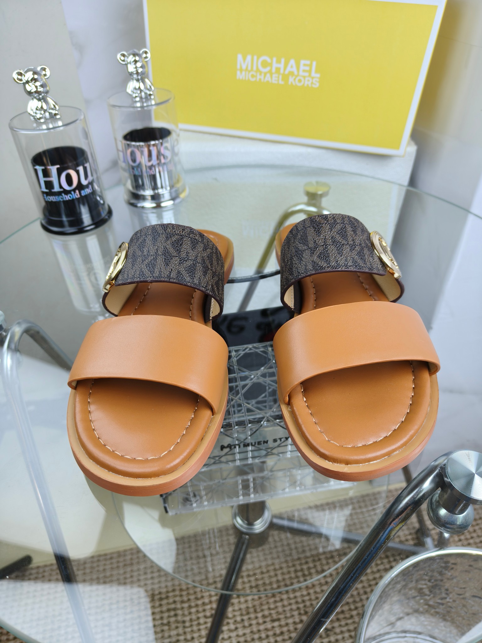 Exclusive 2025 Spring Edition Female Shoes: MK Sandals for Foreign Trade (Sizes 35, 41, 42) - 图片 9