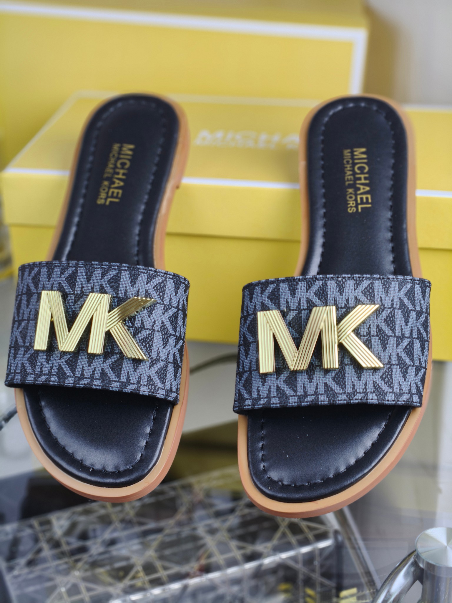 Exclusive 2025 Spring Edition Female Shoes: MK Sandals for Women 35-42 - 图片 6
