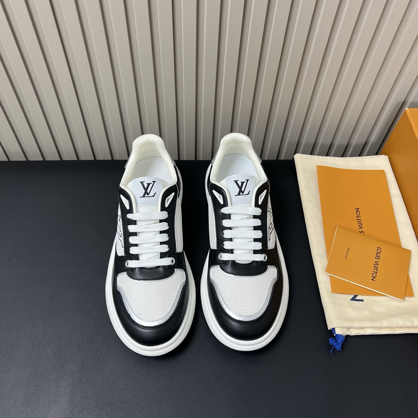 루이비통 신발 102447 Louis Vuitton Shoes