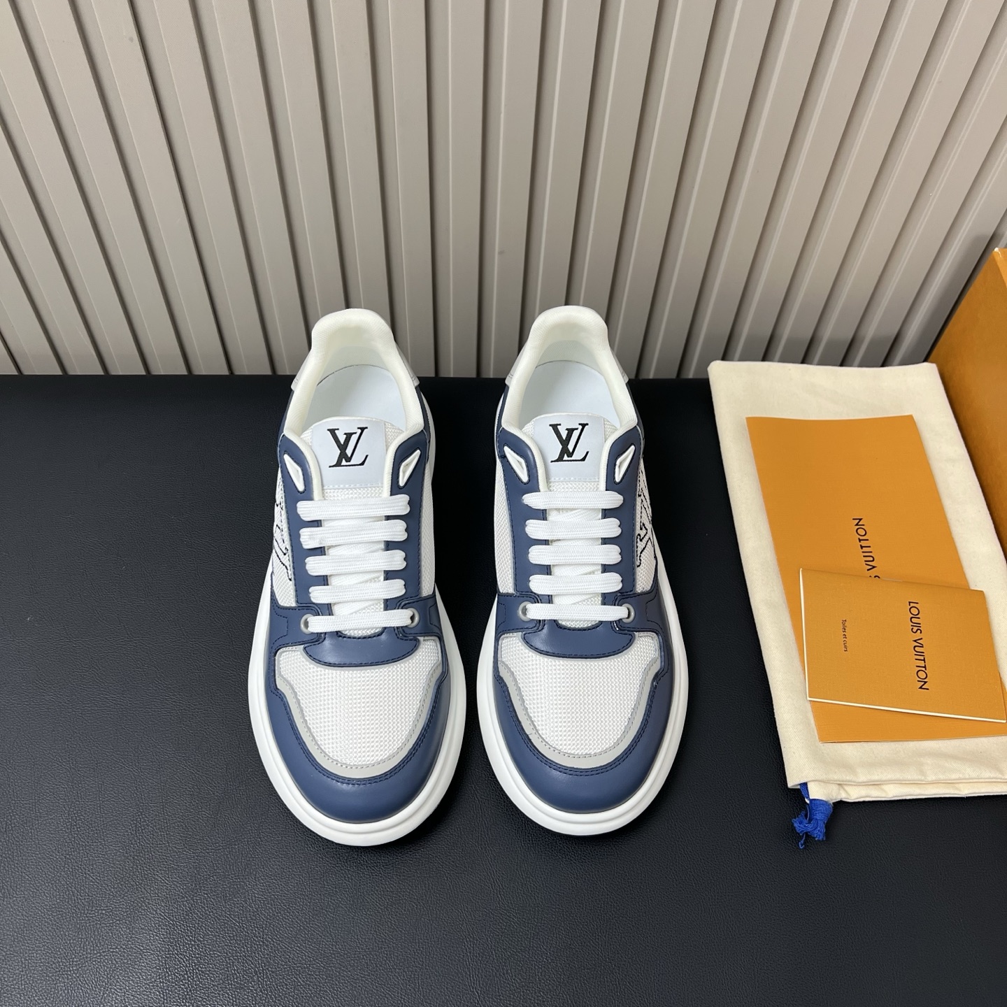 루이비통 신발 102450 Louis Vuitton Shoes