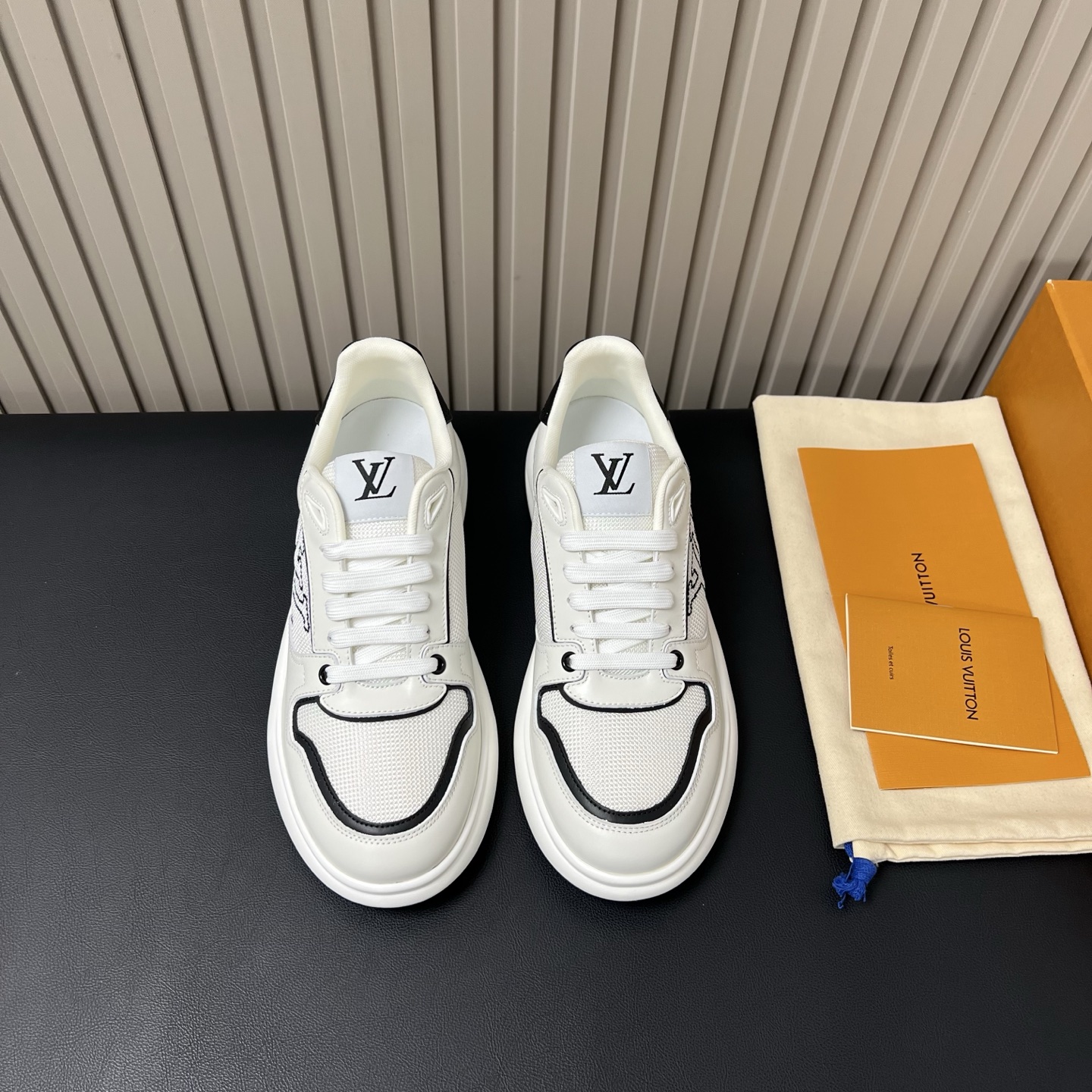 루이비통 신발 102453 Louis Vuitton Shoes