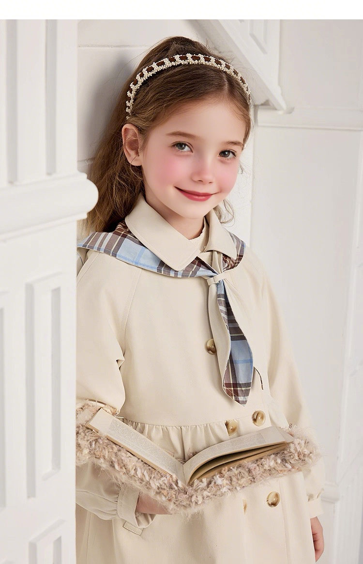 Serie estilo colegial: gabardina plisada @118 chaqueta de cuello marinero @118 conjunto gris @126 sudadera @99.9 (sin c…