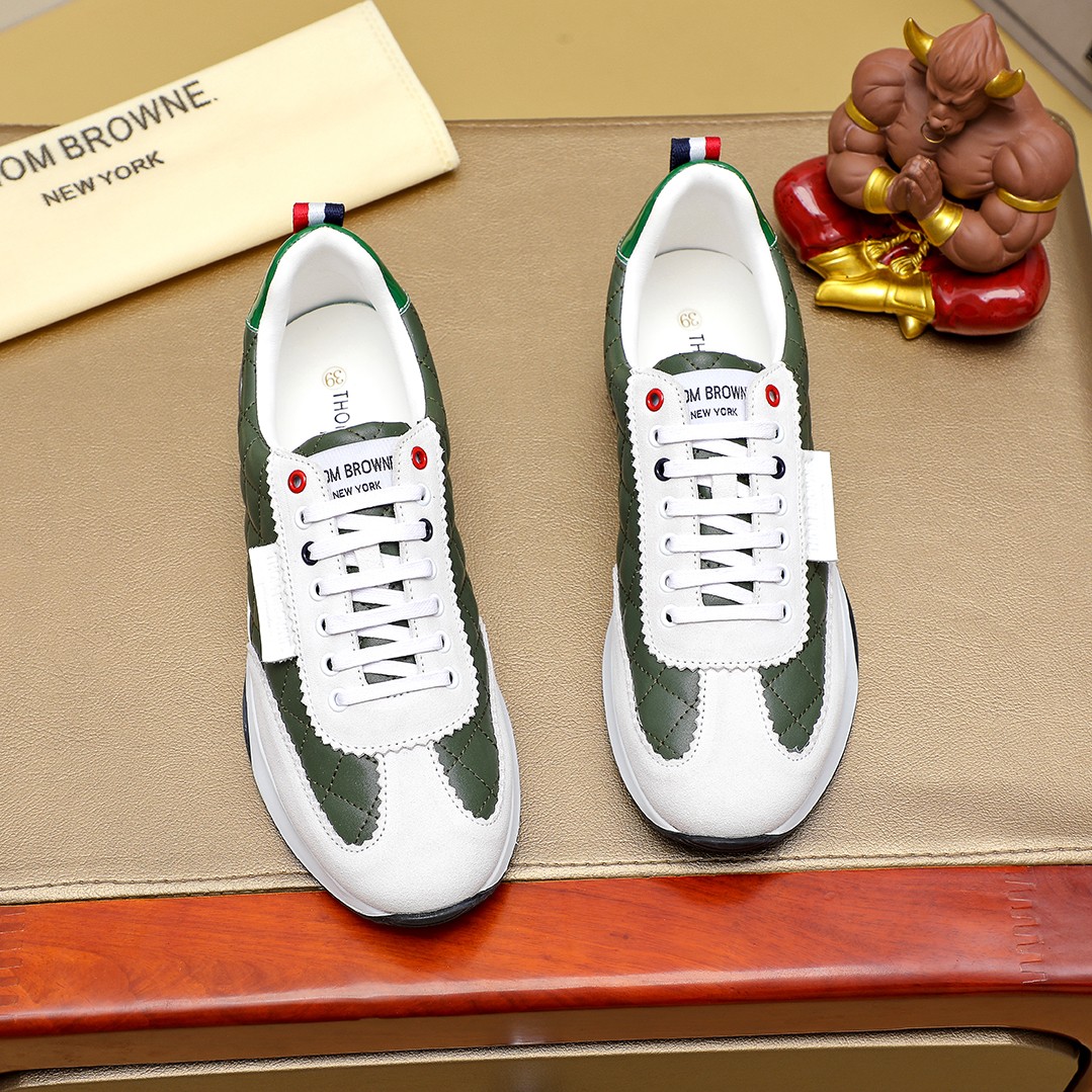 Thom Browne Men's Leather Casual Sneakers - Stylish, Comfortable, and Durable 2 a1728448358635 0343