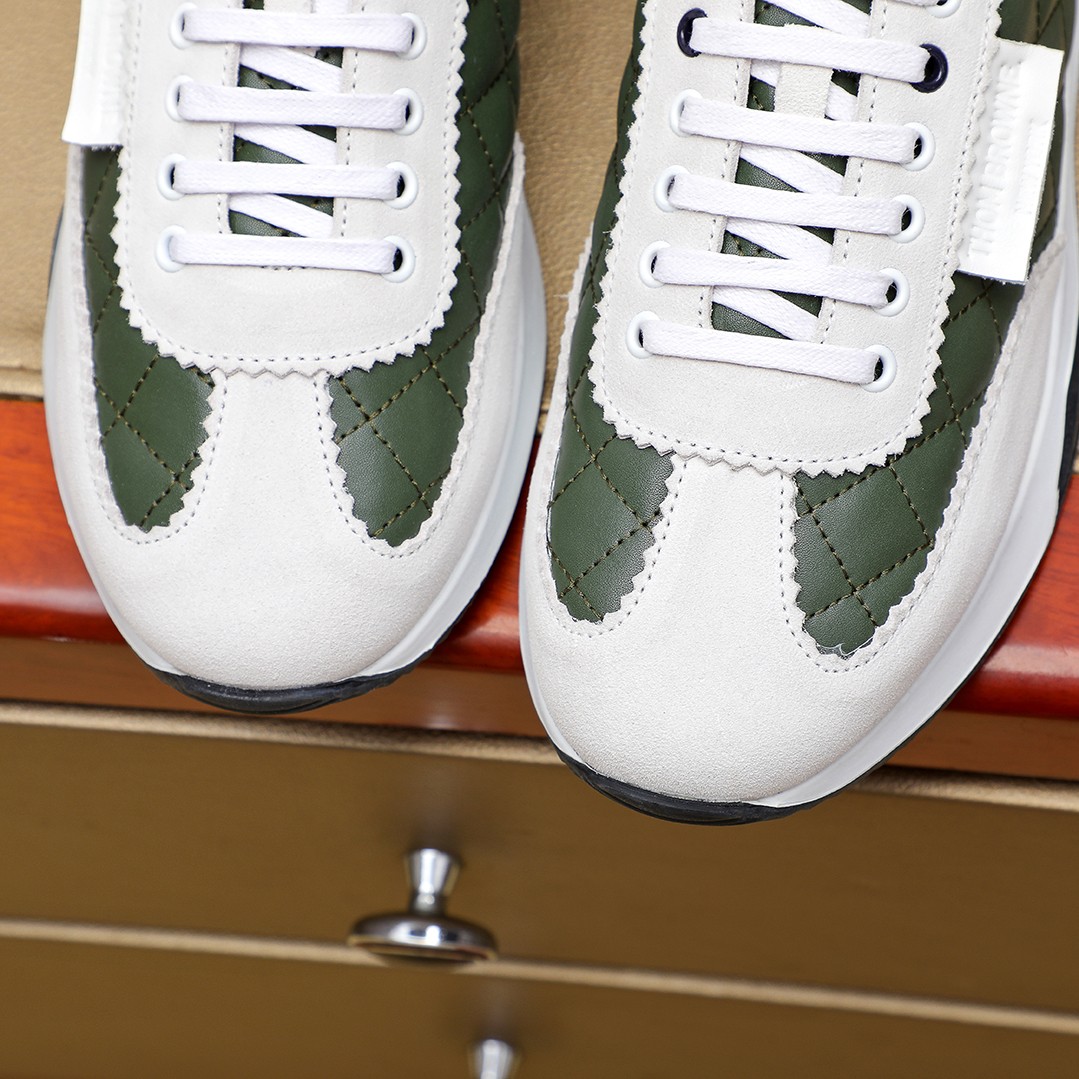 Thom Browne Men's Leather Casual Sneakers - Stylish, Comfortable, and Durable 7 a1728448358635 5433