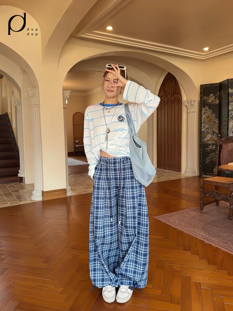 NO:805464,Blue and white plaid wide-leg pants, retro and relaxed feel,,19860909蓝白格阔腿裤 复古松弛感,,,Women's clothing