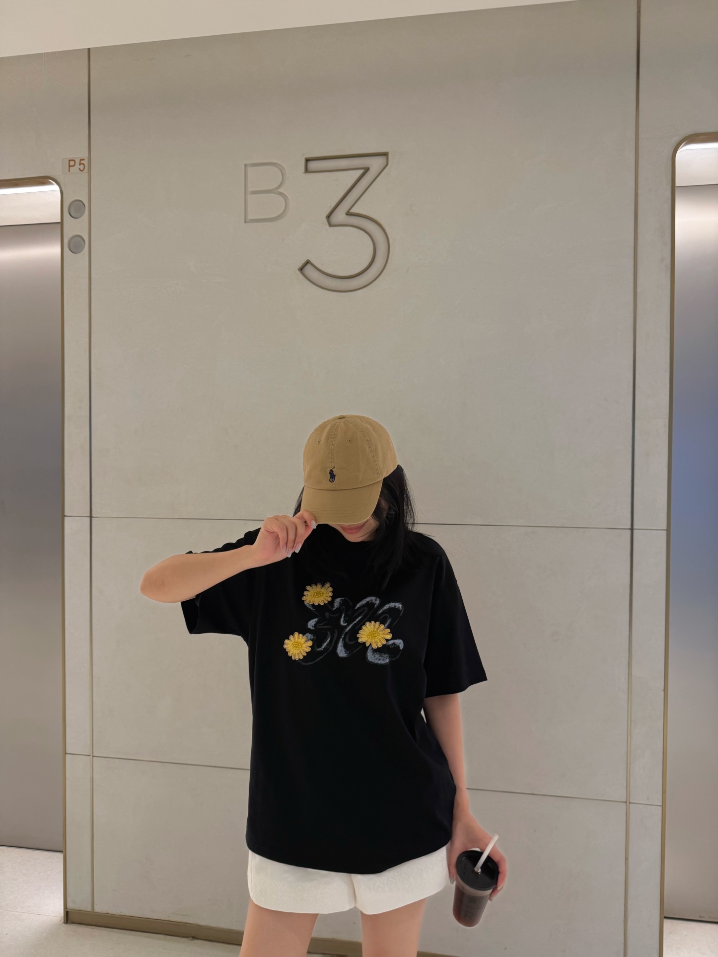 NO:801227,Low-key and more refined,19860909低调更显精致,,,Women's clothing