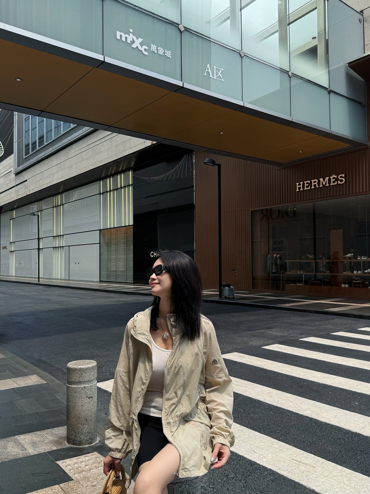 NO:877225,Sun protection is to block light, fashion is to chase light!  Relaxed and stylish,,19860909防晒是遮光, 时尚是追光！松弛有型,,,Women's clothing