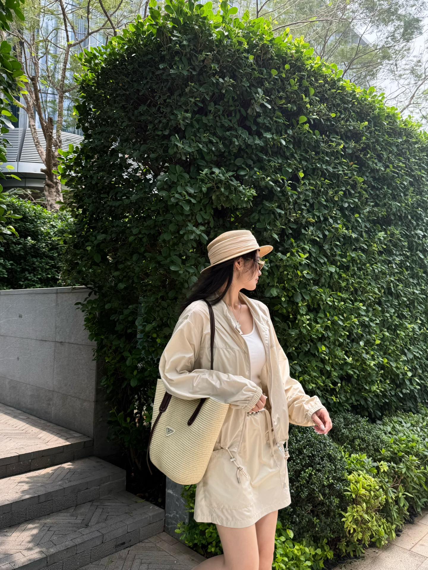 NO:807753,Light oxygen sunscreen blocks summer ultraviolet rays and travels comfortably and refreshingly,19860909轻氧防晒 隔绝夏日紫外线 自在清爽出行,,,Women's clothing