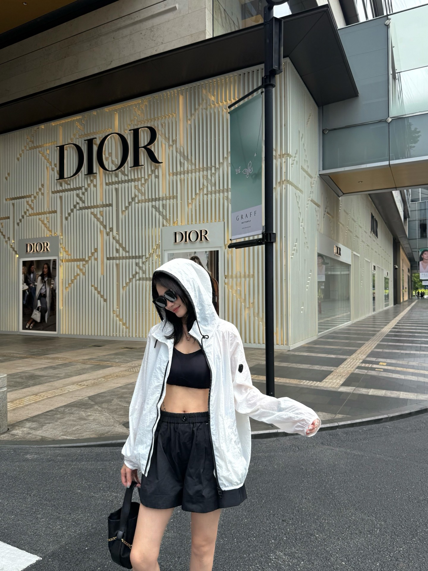NO:835622,Fight the scorching sun, pack light for summer, and effortlessly dress up with quality,19860909抵御骄阳 轻装赴夏 质感穿搭不费力,,,Women's clothing